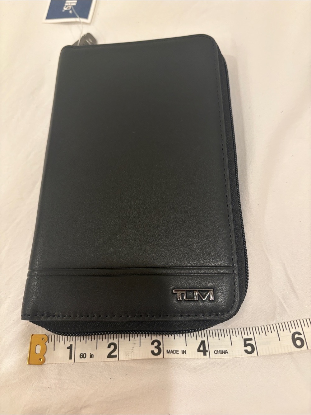 Tumi Black Leather Zip-Around Travel Wallet - Picture 5 of 5